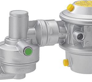 GOK Gasdruck-Regelanlage Caramatic DriveOne mit Tankplatte 105° 30 mbar 1,5 kg/h Komb.A x RVS10 105°