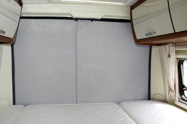 Thermovorhang Hindermann passend für Fiat Ducato X250/ X290 ab 2007, Hecktür 2-tlg. Türausschnitt hoch hellbeige