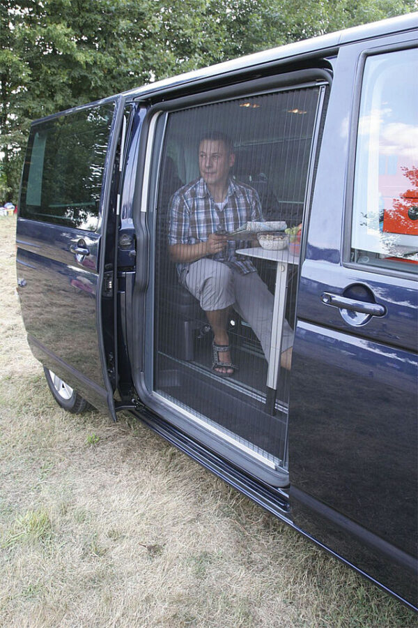 Fliegenschutz-Türrollo REMIcare Van passend für VW T5 Transporter 98 x 140 cm