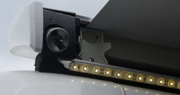 Fixierung THULE für LED Strip Omnistor 6200 und 9200  Inhalt: 6 Stück a 1 m