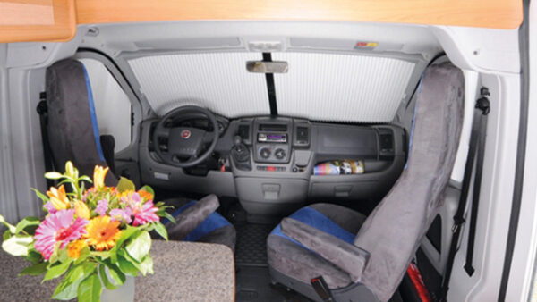 REMIfront IV Frontscheiben Verdunkelung für Fiat Ducato X 290 ab 2014 _Sonderpaket_ Farbe beige – Bild 4