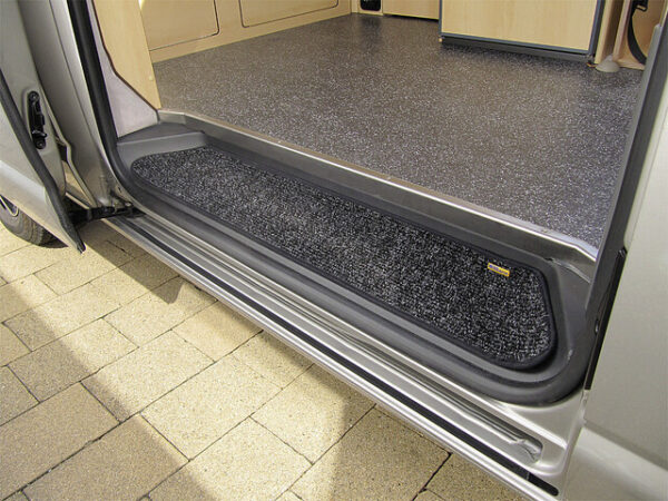 Einstiegsmatte HEOSdoor mat Nadellfilz passend für VW T5/T6 3-teilig Fb. anthrazit – Bild 3