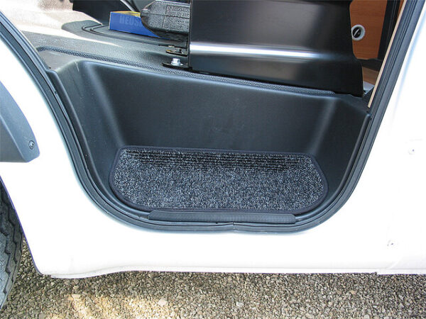Einstiegsmatte HEOSdoor mat Nadelfilz passend für Fiat Ducato u. baugleiche ab 2019, Fb. anthrazit, Inhalt 2 Stück – Bild 2