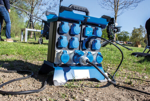 Mobiler Stromverteiler AS SCHWABE Stecky Duo 5 mit powerlight Spannungsanzeige – Bild 4