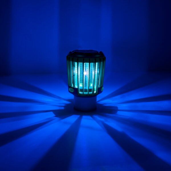 Lampe BRUNNER MOSLITE mit USB-Ladekabel Licht und Moskito-Killer – Bild 2