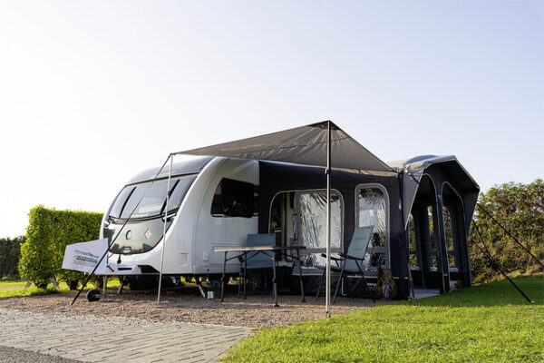 Sonnensegel Vango für Caravanvorzelt, seitlich, Farbe cloud grey