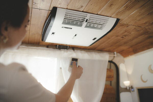 Dachklimaanlage Off by Indel B Plein-Aircon, 12 V – Bild 3