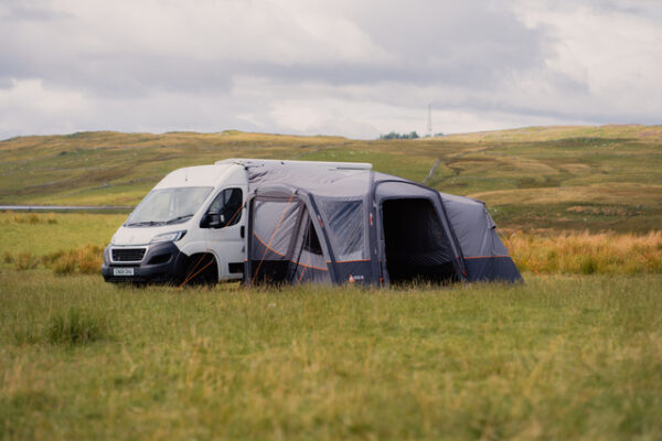 Busvorzelt Vango modular Versos Air Mid Farbe cloud grey – Bild 7