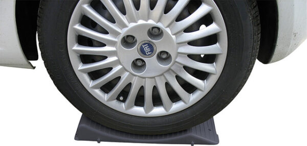 Standplatte Fiamma Wheel Saver Farbe grau Inhalt 2 Stück – Bild 2