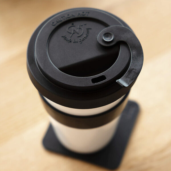 TO-GO-CUP silwy Porzellan 1 Cup+1 Pad+1 Deckel Fb. weiß inkl. Untersetzer BLACK – Bild 3