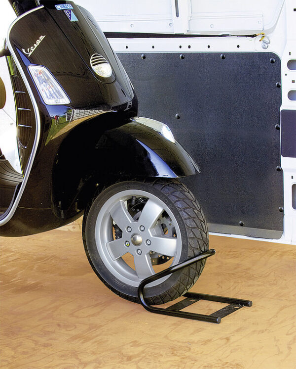 Radhalterung Fiamma für Motorroller vorne – Bild 2
