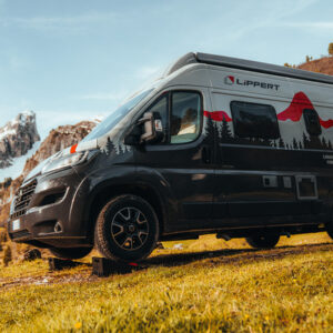 Auffahrkeil Lippert Level 9 smart inkl. App