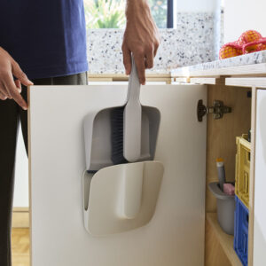 Kehrschaufel und Handfeger Joseph Joseph CleanTech mit Wandhalterung Farbe stone