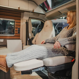 Beinauflage ART passend für Fiat Captain Chair Beifahrersitz Farbe beige