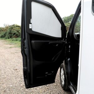 REMIfront IV Fahrerhausver- dunkelung Seite links ohne Griff passend für Mercedes Sprinter ab BJ19, schwarz